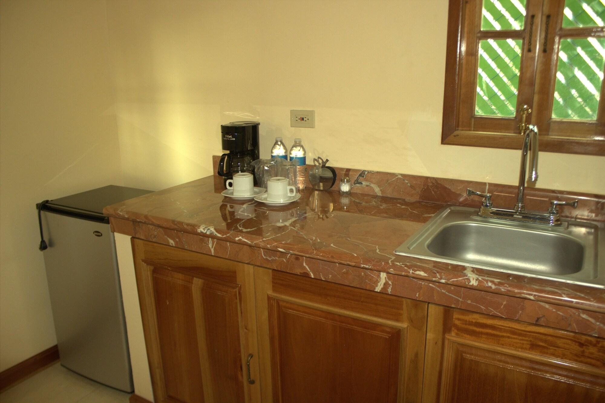 Cancun International Suites Extérieur photo