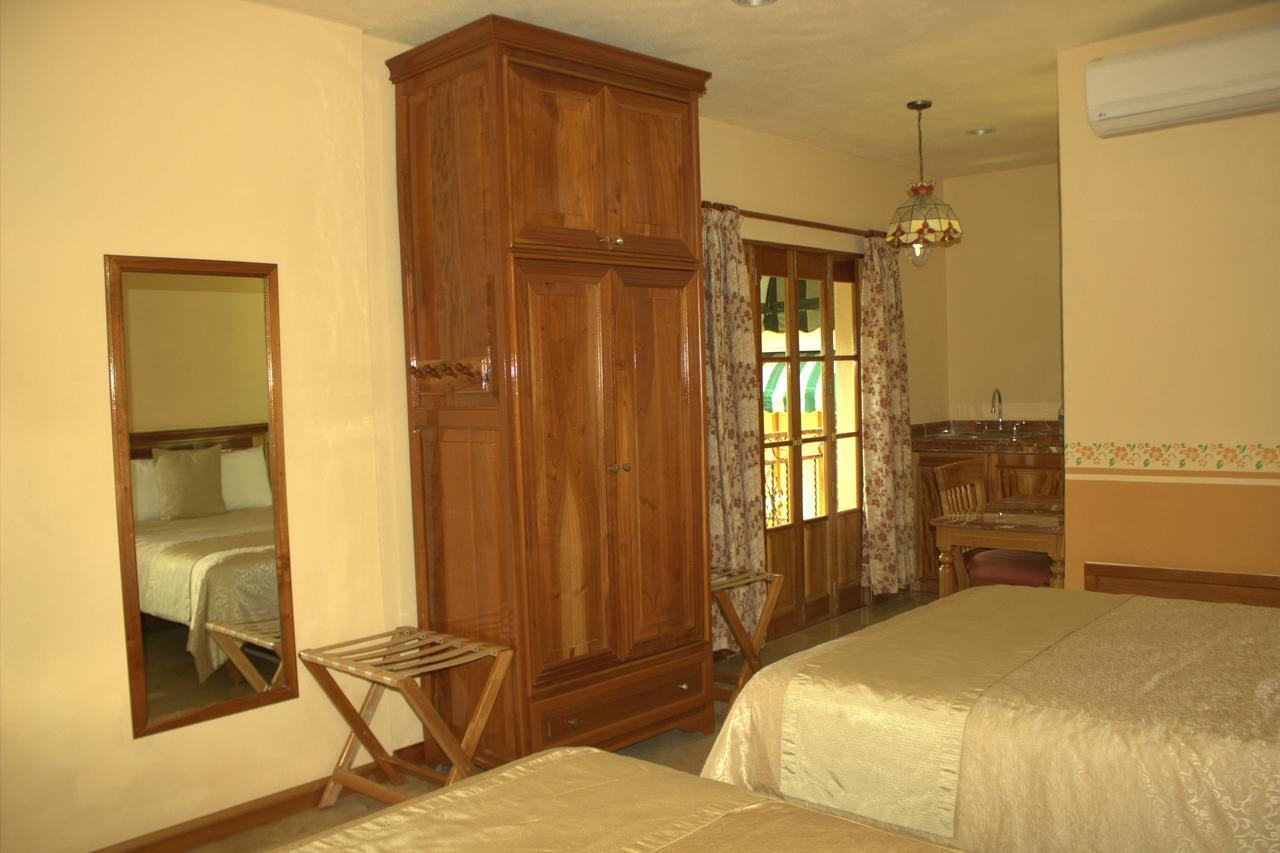 Cancun International Suites Extérieur photo