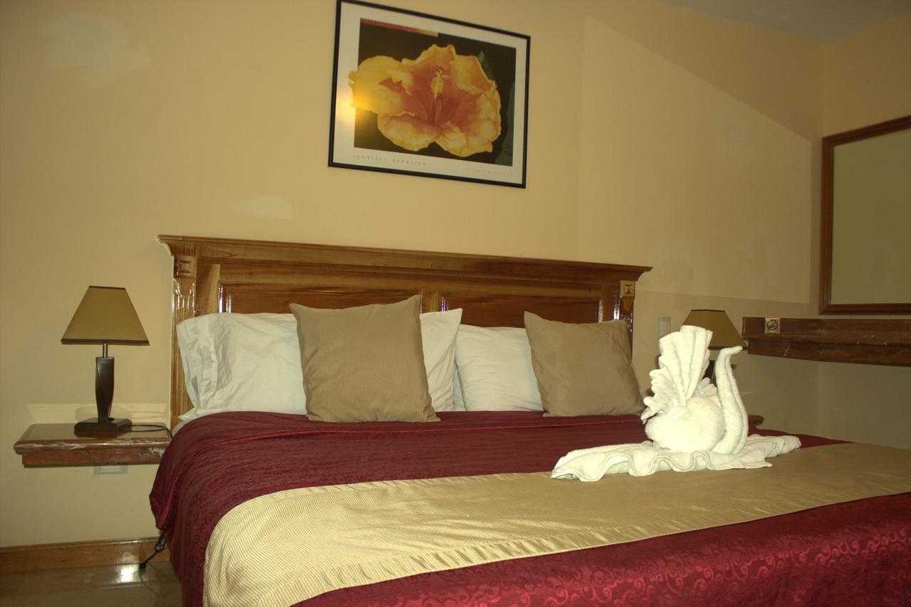 Cancun International Suites Extérieur photo